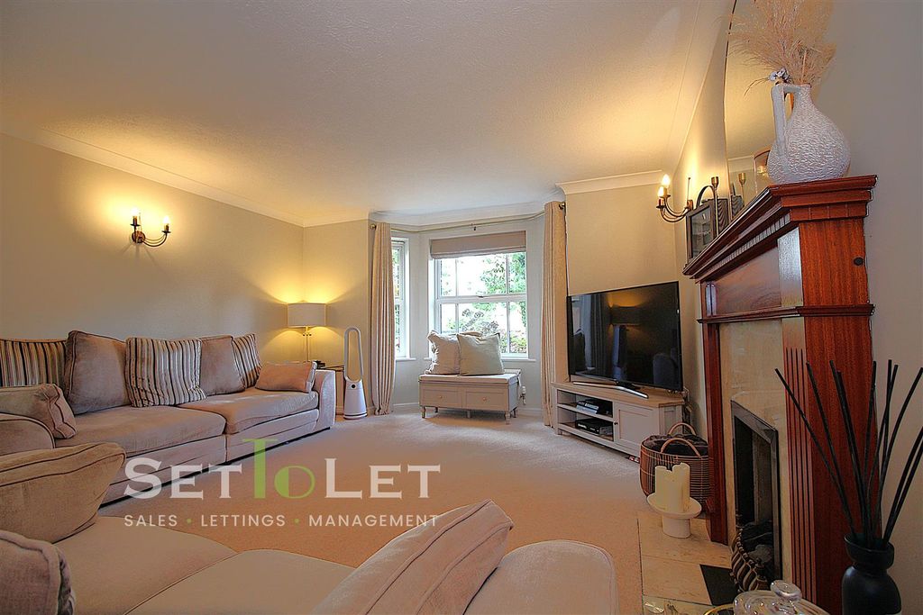Property photo 2 of 30 Img_8624.Jpg