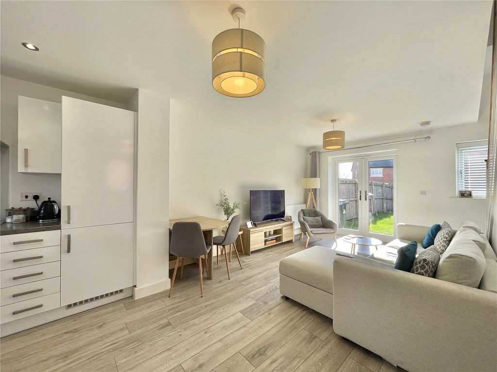 Property photo 3 of 15 Picture No. 09