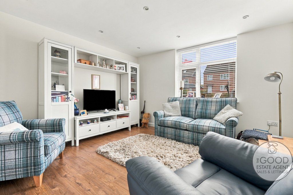 Property photo 2 of 16