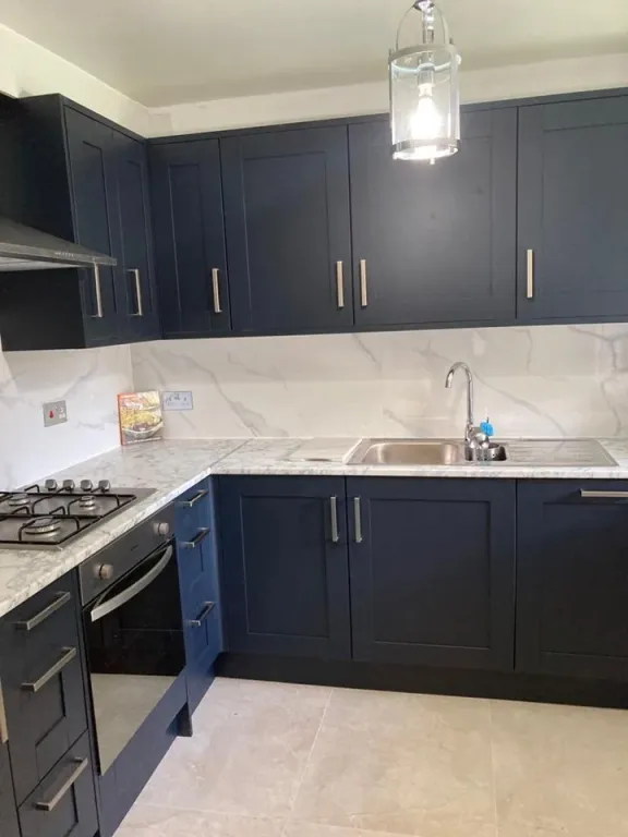 Property photo 1 of 14 Cover