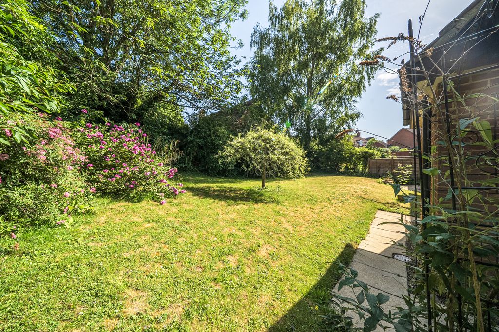 Property photo 3 of 19