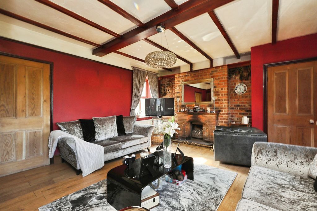 Property photo 2 of 22 Img_2808