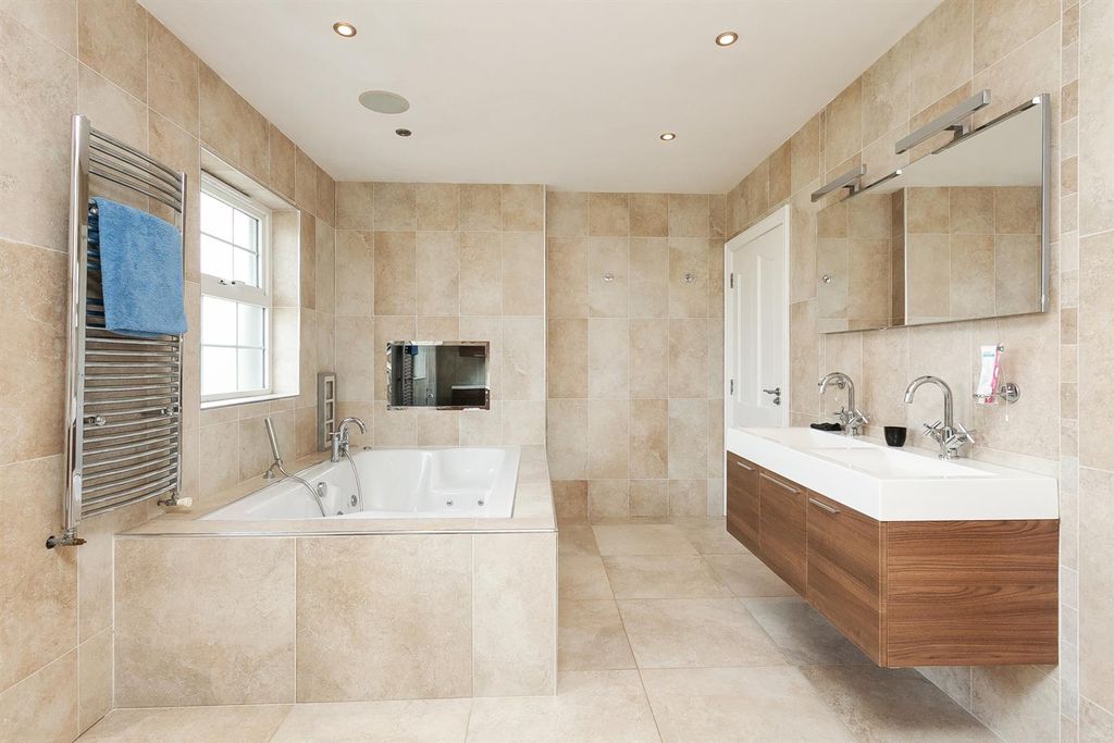 Additional image 33 of 5 bed detached house for sale95 Drumlough Road, Annahilt, Hillsborough BT26