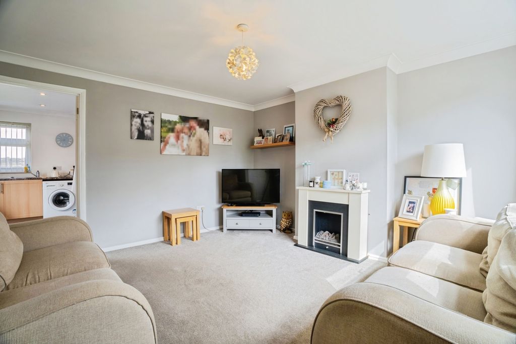 Property photo 3 of 15 Pbox-Img.Jpg