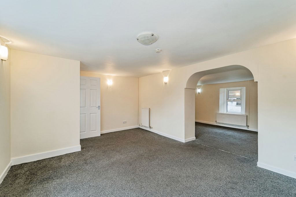 Property photo 2 of 24 Pbox-Img.Jpg