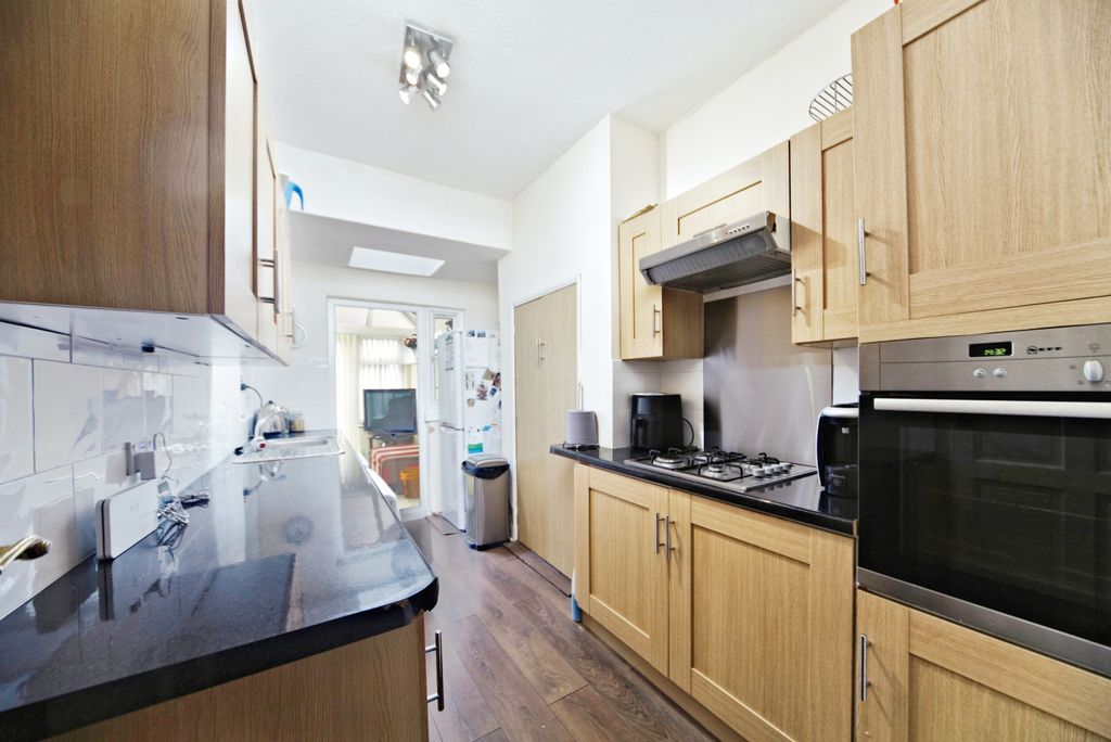 Property photo 1 of 17 Photography