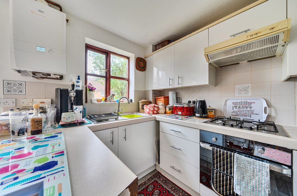 Property photo 3 of 23 1372584-6-69089Cb...