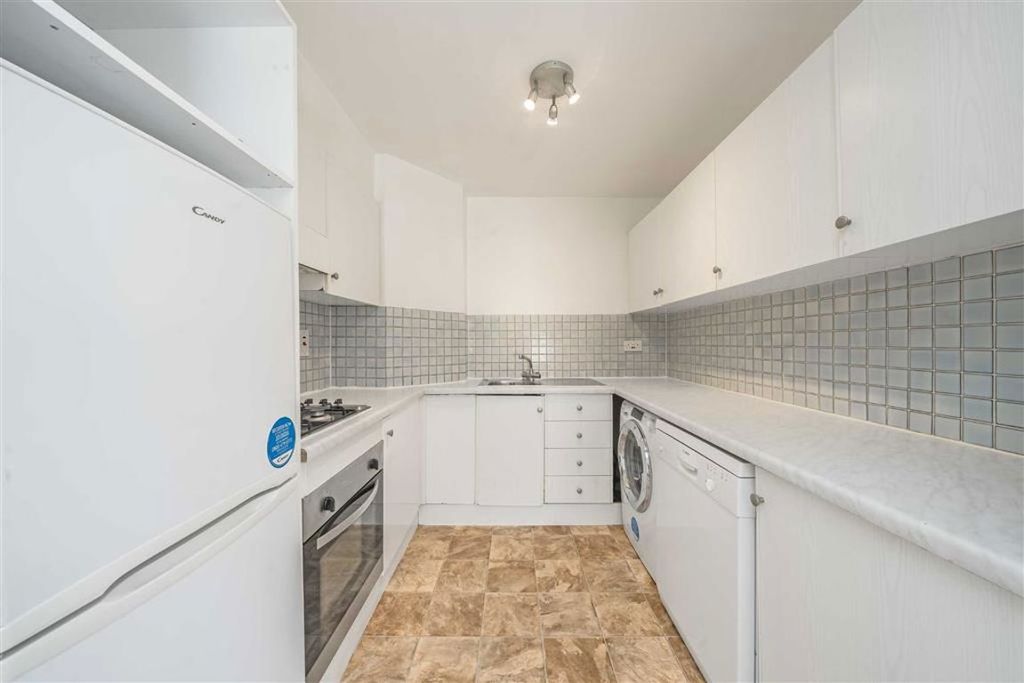 Property photo 3 of 6