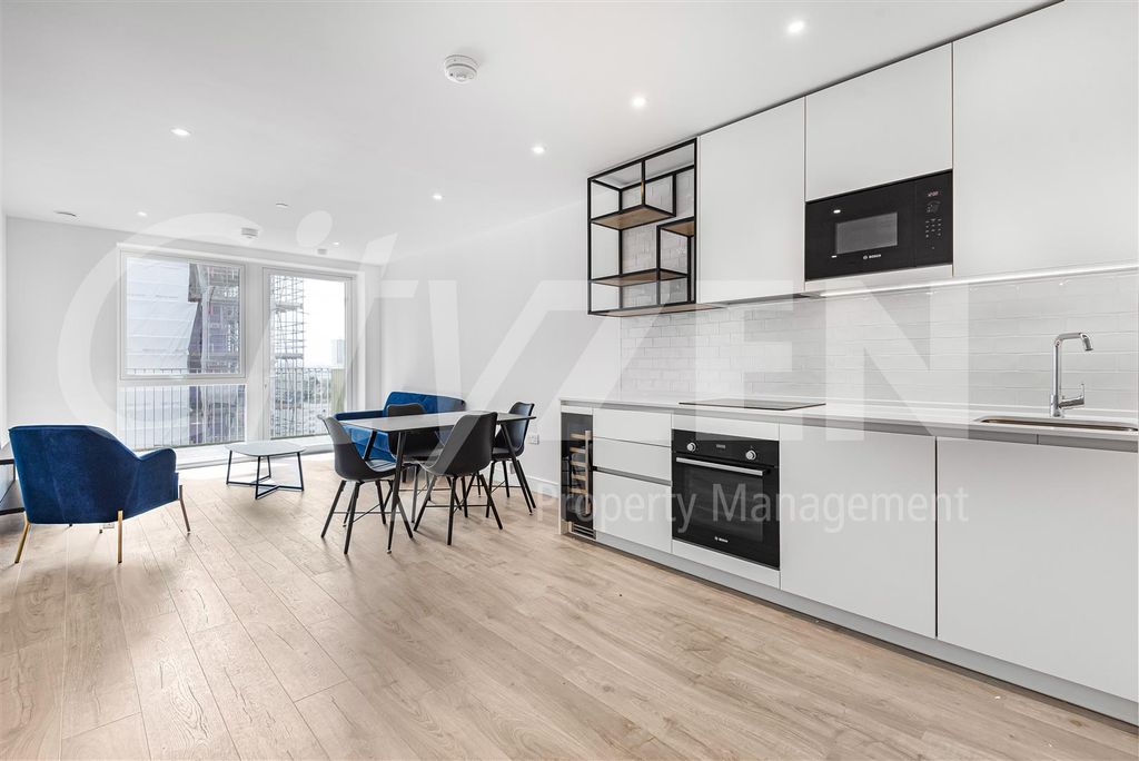 Property photo 1 of 23 Reception