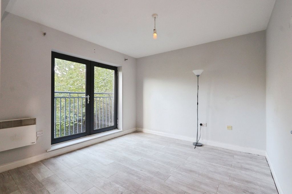 Property photo 2 of 15 Picture No. 02