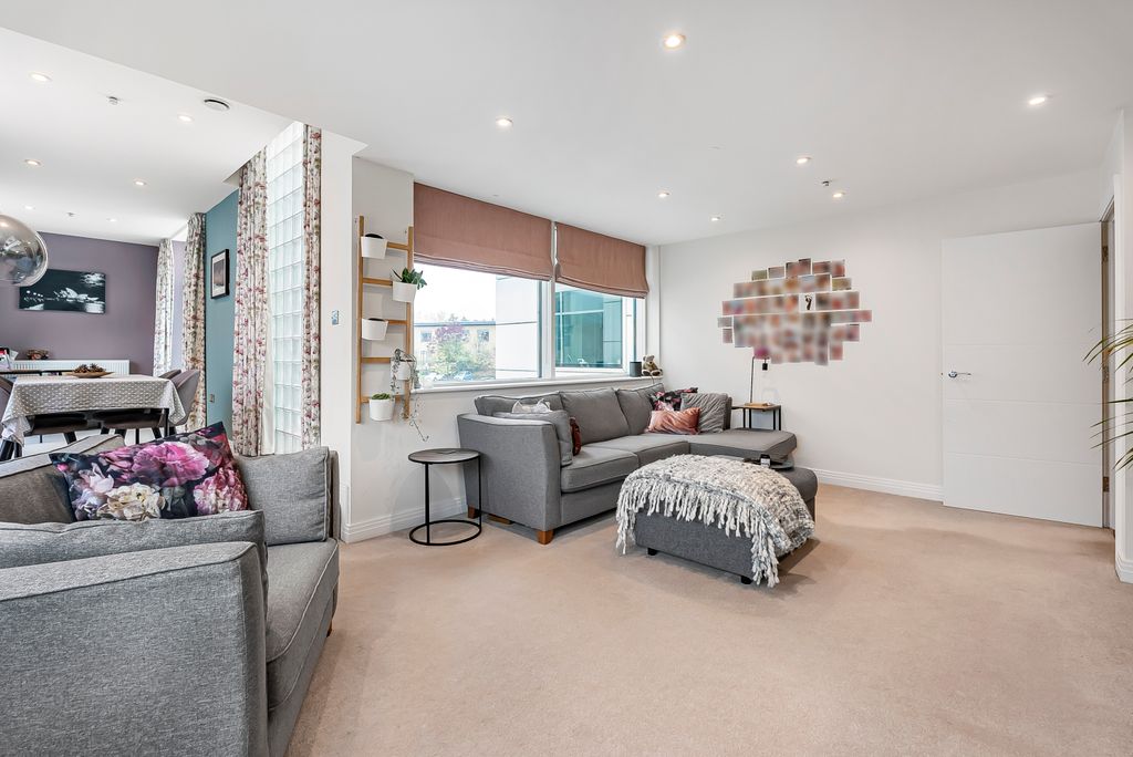 Property photo 3 of 12 Living Room