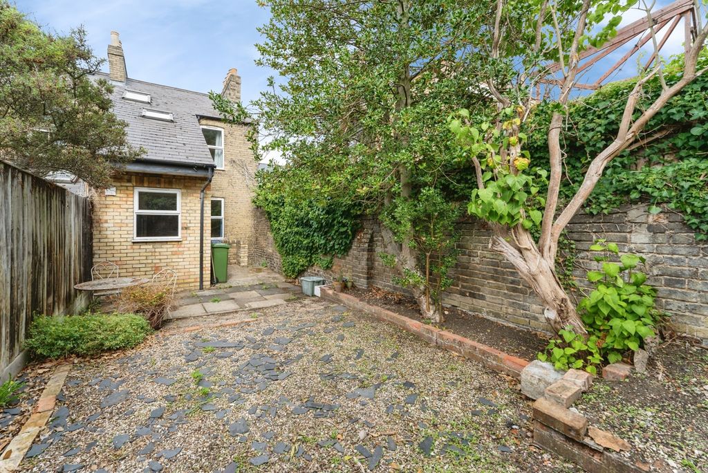 Property photo 2 of 37 Pbox-Img.Jpg