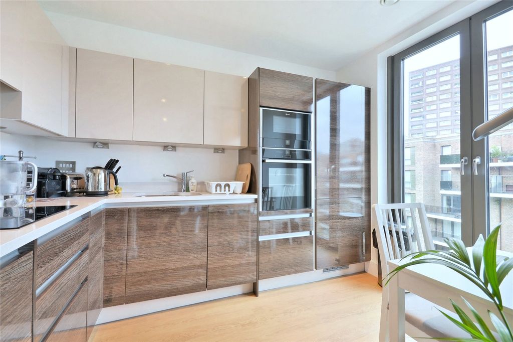 Property photo 2 of 13 Kitchen