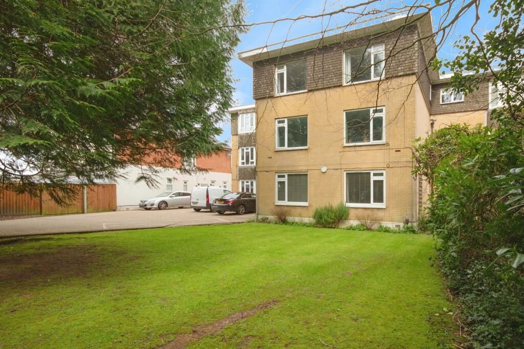 Property photo 2 of 14