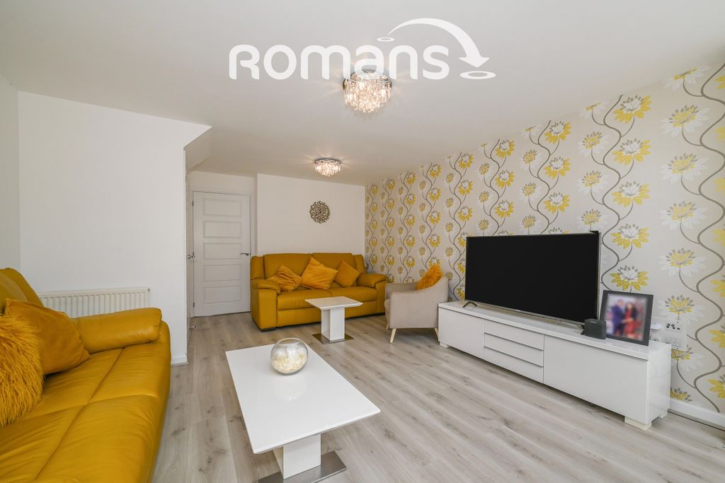 Property photo 3 of 10 18019147-660c-Ed11-B