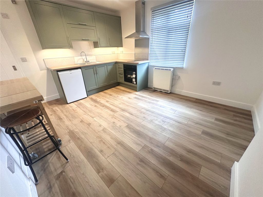 Property photo 2 of 7 Picture No. 05