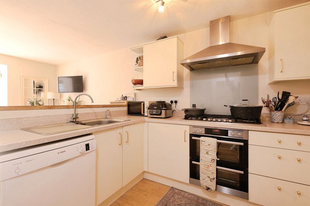 Additional image 5 of 4 bed semi-detached house for saleJasper Tudor Crescent, Llanfoist, Abergavenny NP7