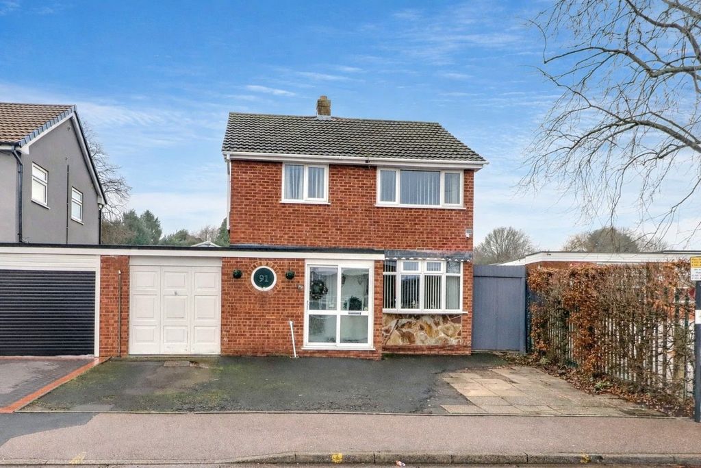 Property photo 1 of 33