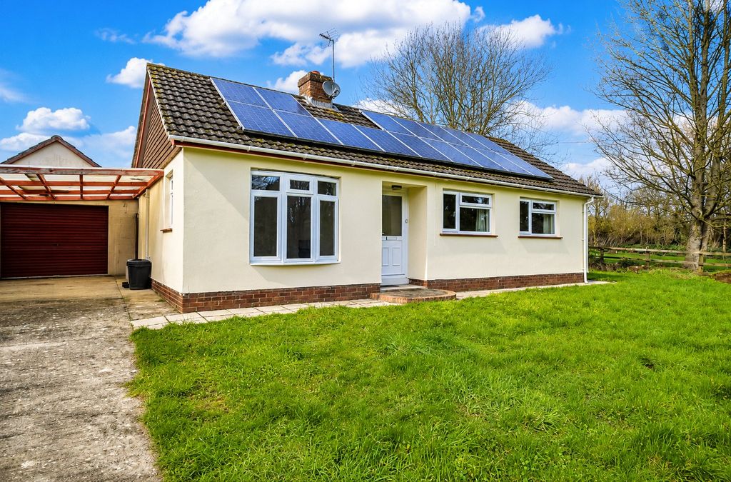 Property photo 2 of 19 Picture No. 33