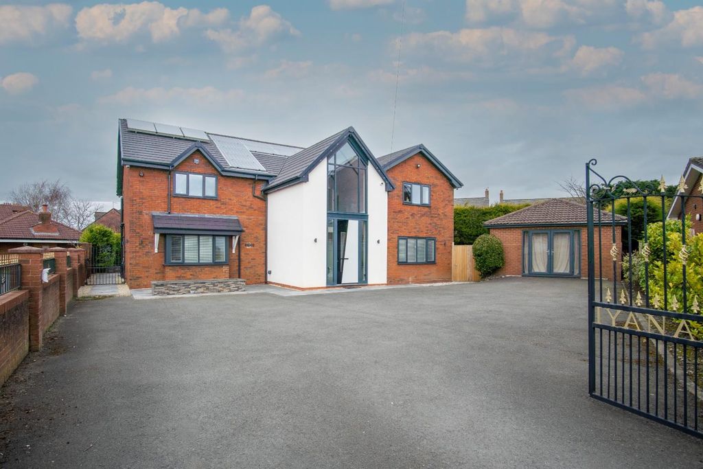 Property photo 1 of 49