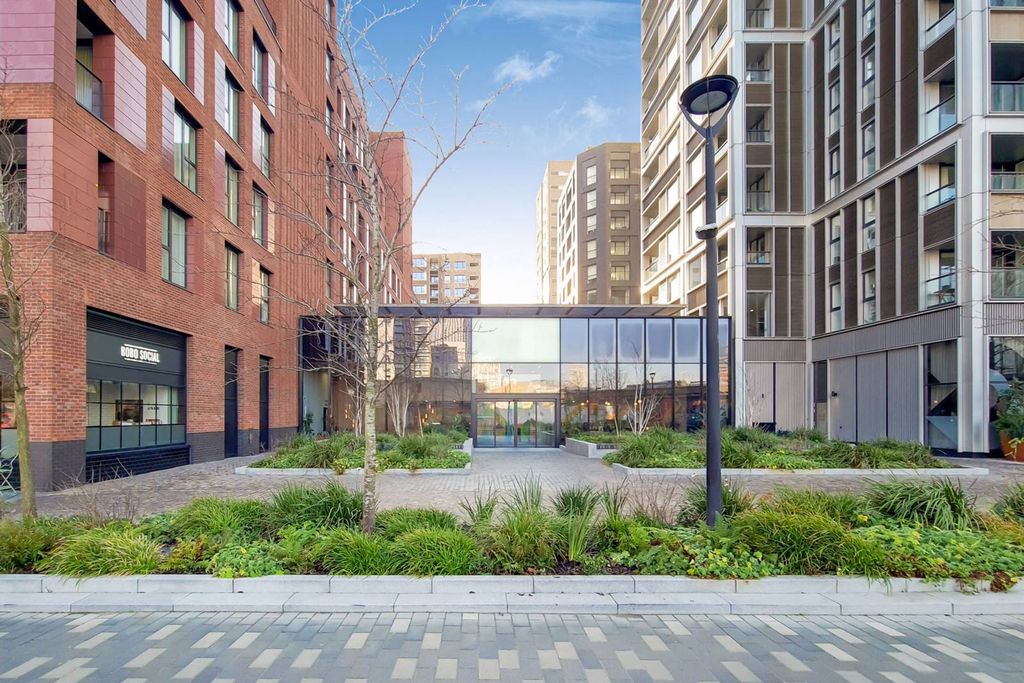 Property photo 1 of 3