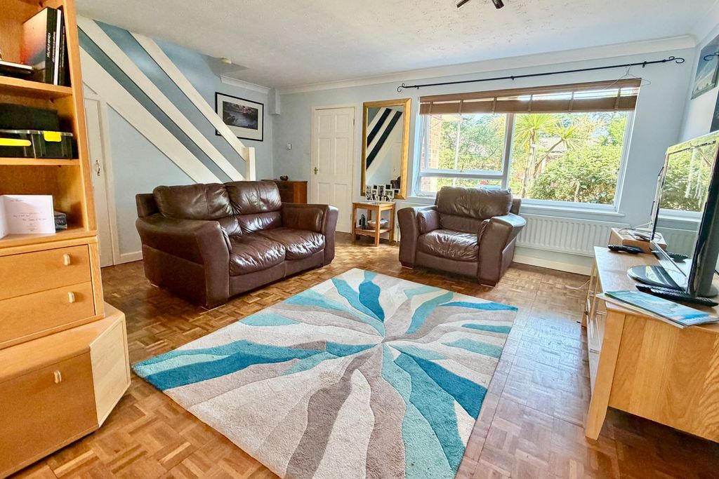 Property photo 3 of 15