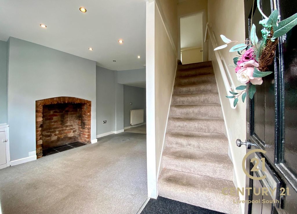 Property photo 2 of 18