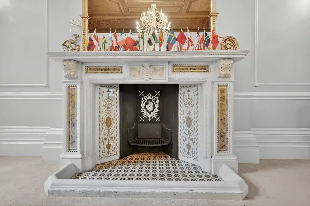 Property photo 3 of 9