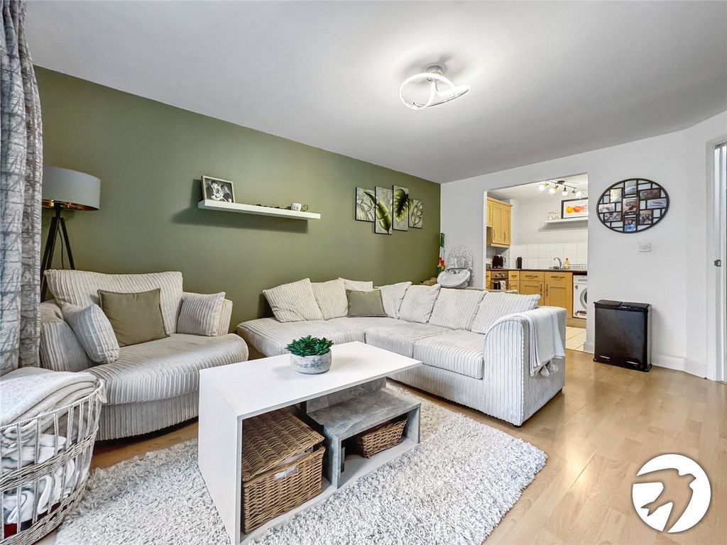 Property photo 2 of 12 Picture 2