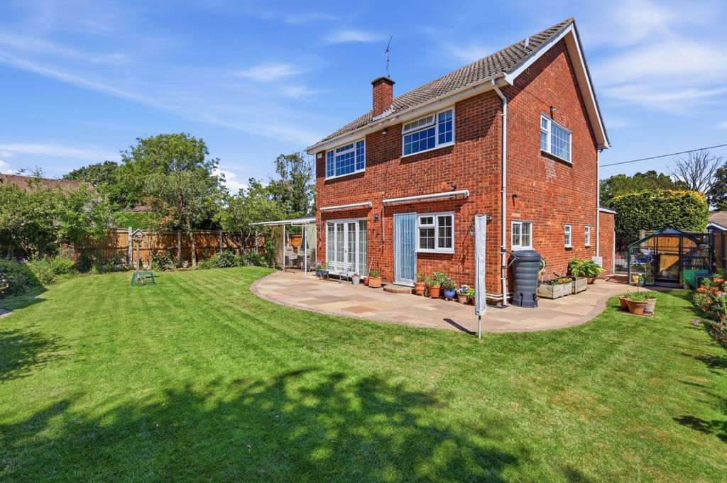 Property photo 2 of 19 Picture No. 26