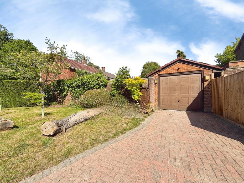 Property photo 2 of 18 Pbox-Img.Jpg