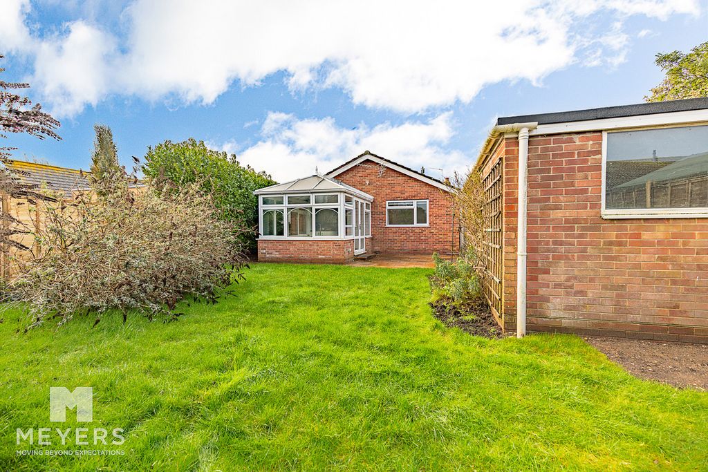 Property photo 3 of 17