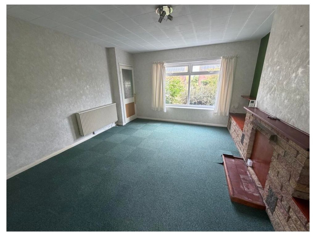 Property photo 2 of 4