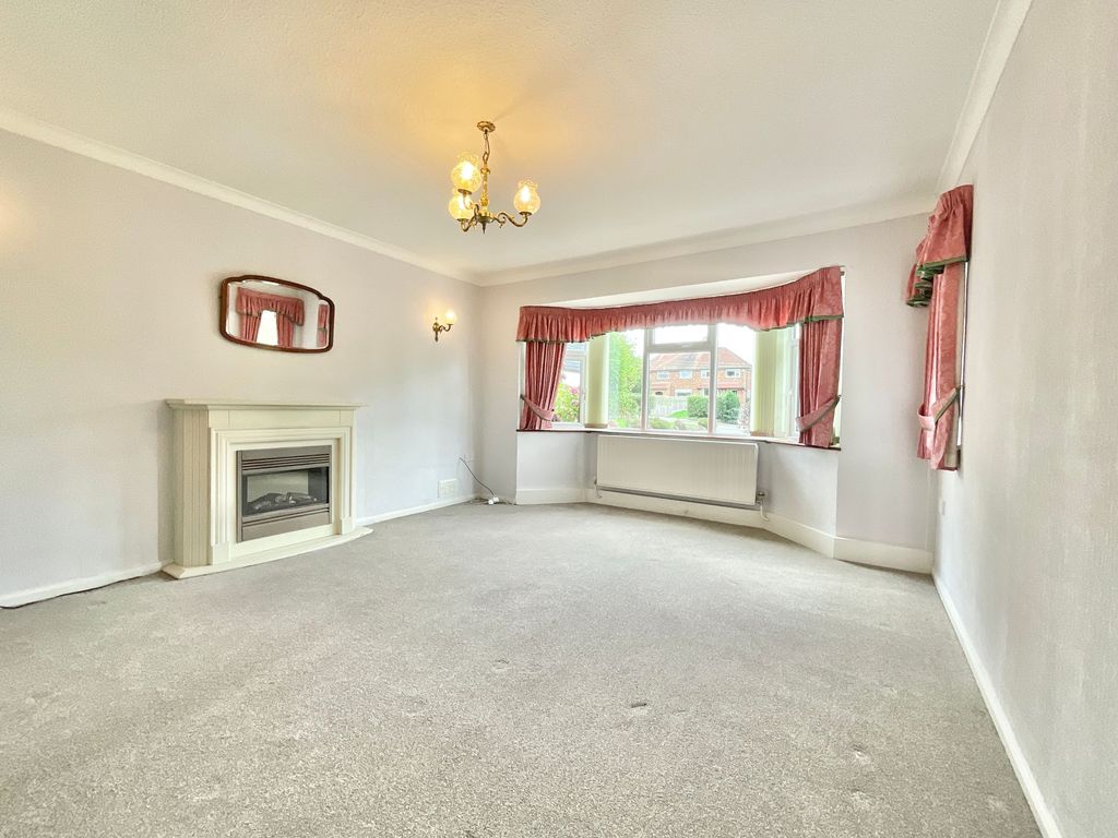 Property photo 3 of 32