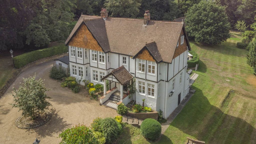 Property photo 1 of 54
