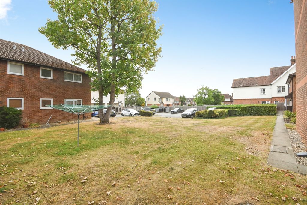 Property photo 1 of 10