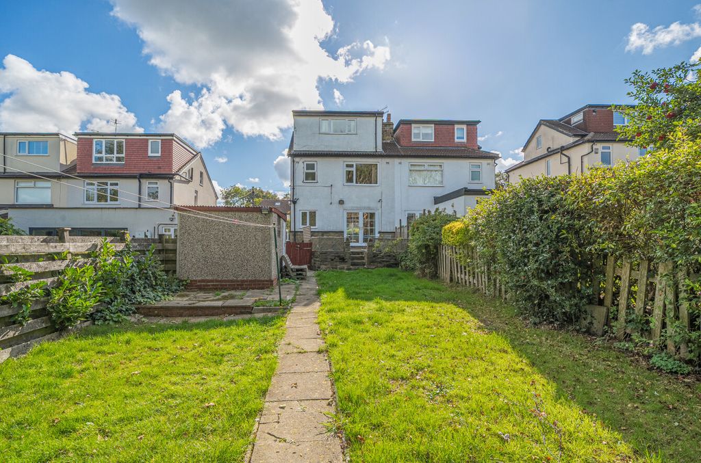 Property photo 3 of 21 1356302-19-68d2A8...