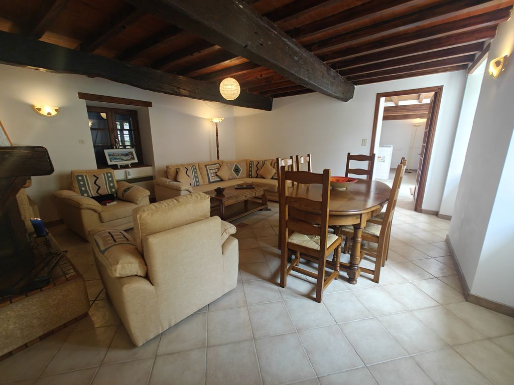 Property photo 2 of 29