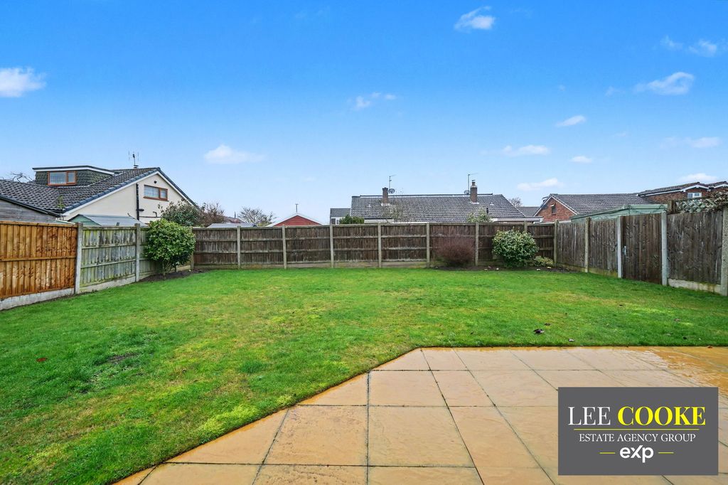 Property photo 3 of 26