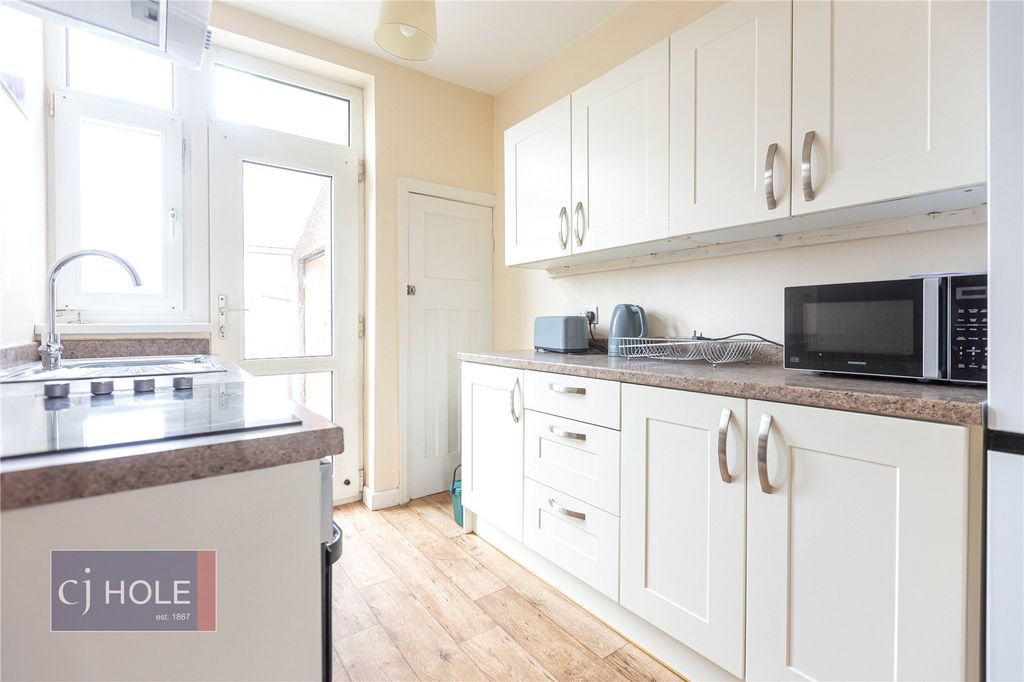 Property photo 1 of 17 Picture No. 51