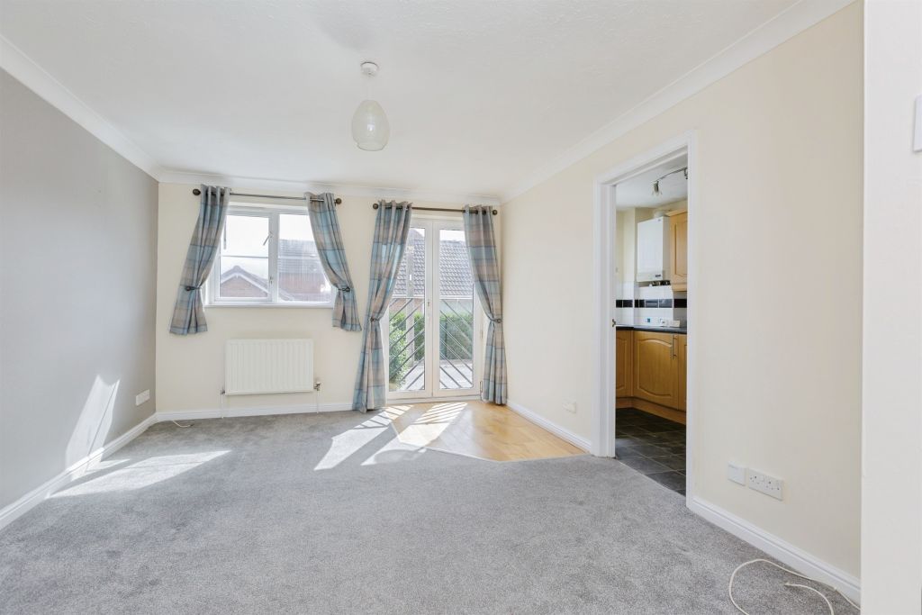 Property photo 3 of 16
