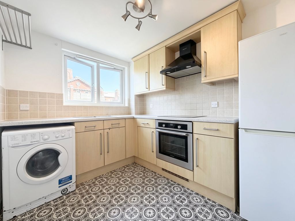 Property photo 2 of 9
