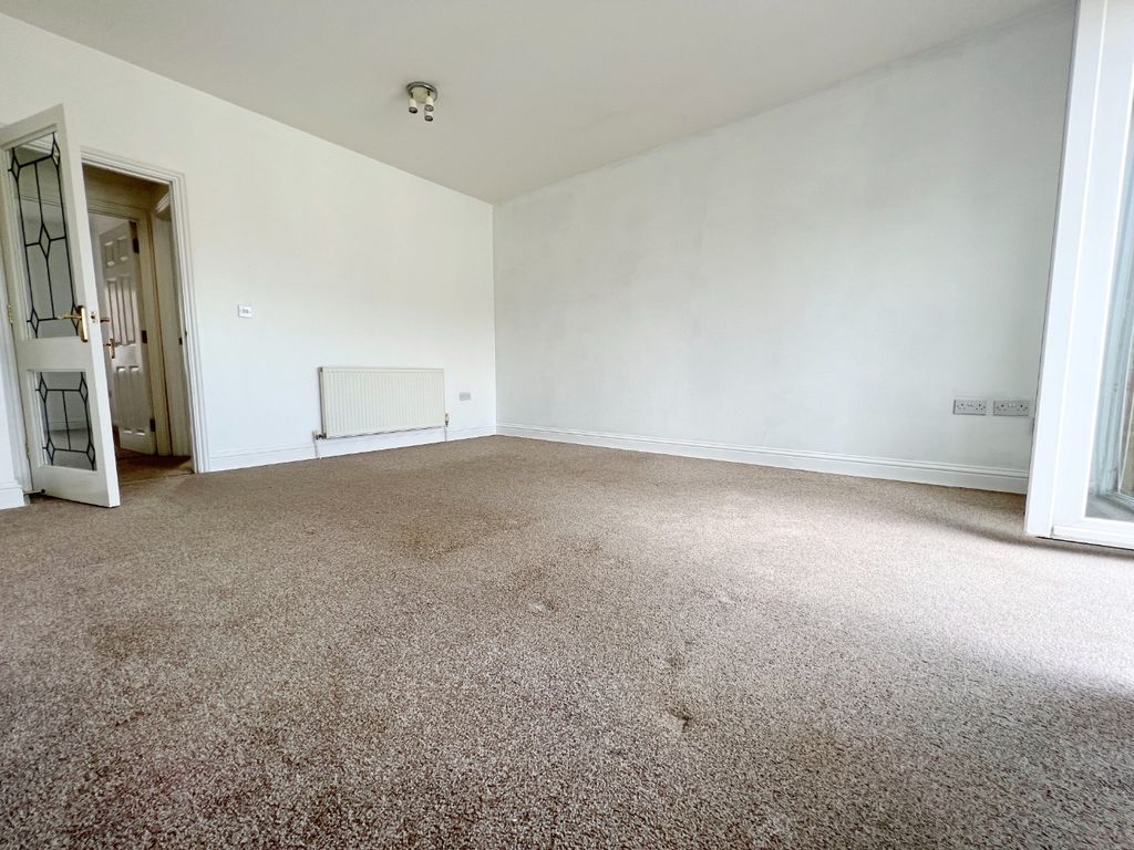 Property photo 3 of 11 2528083