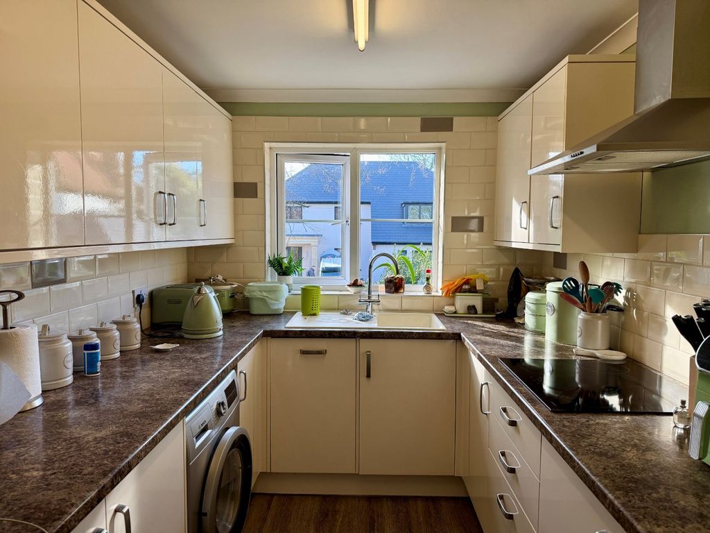 Property photo 3 of 19 Picture No. 11