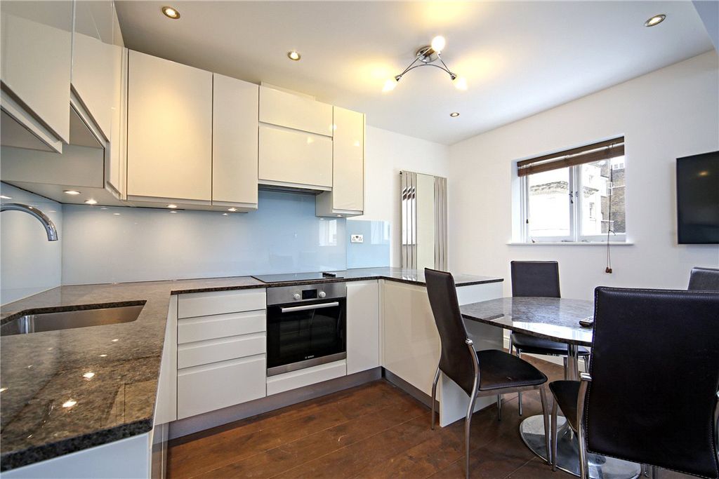 Property photo 3 of 6 Picture No. 07