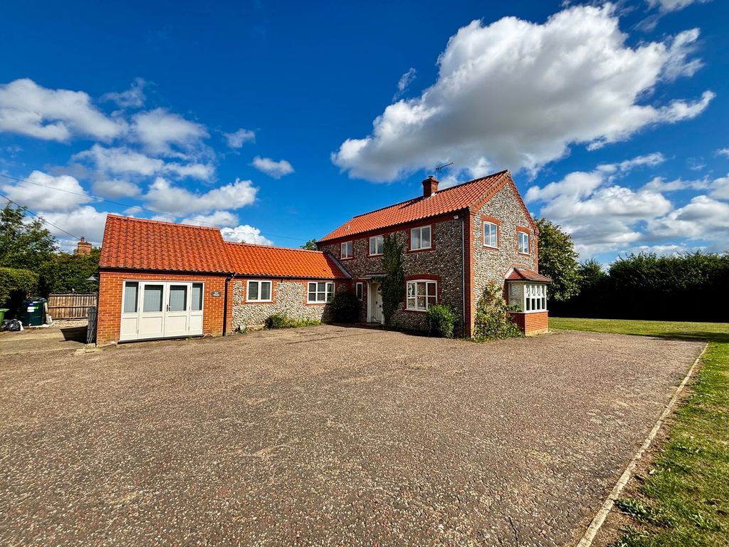 Property photo 1 of 24