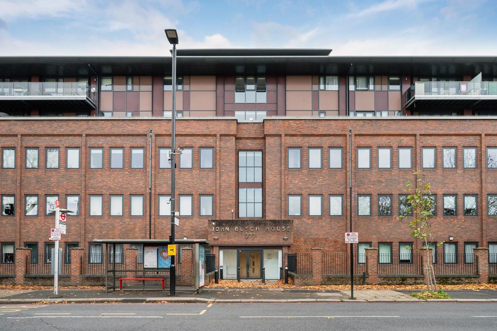 Property photo 1 of 11