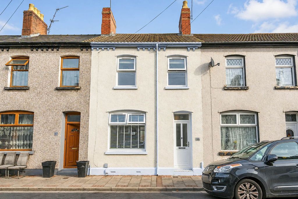Property photo 1 of 22