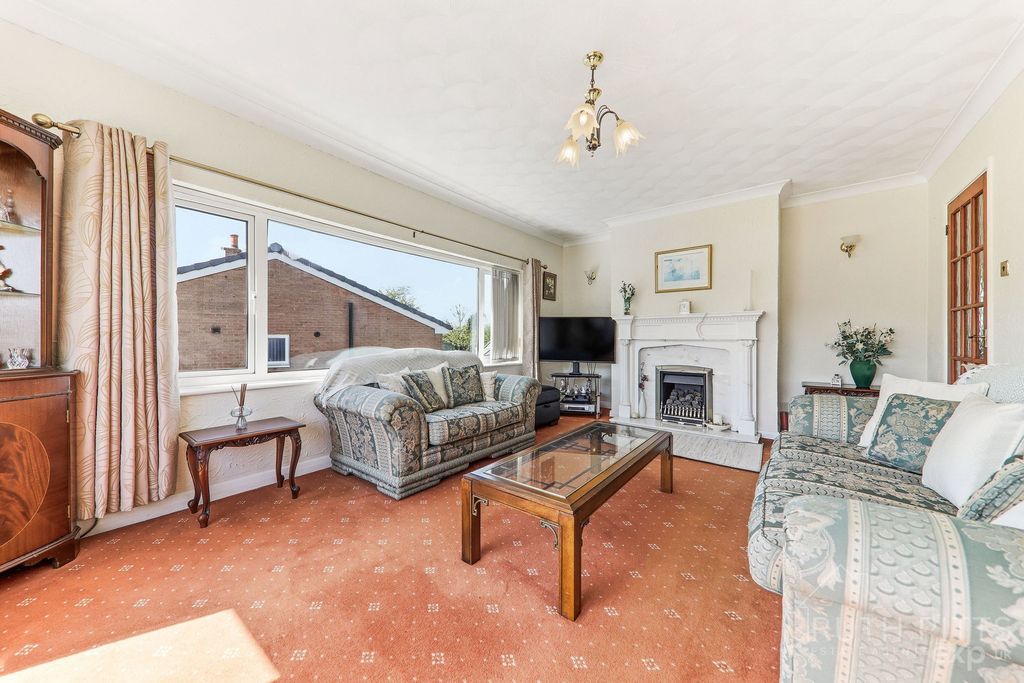 Property photo 3 of 22