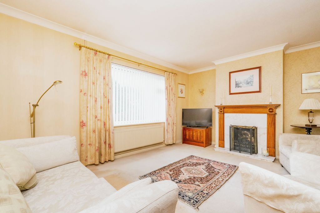 Property photo 3 of 17 Photography